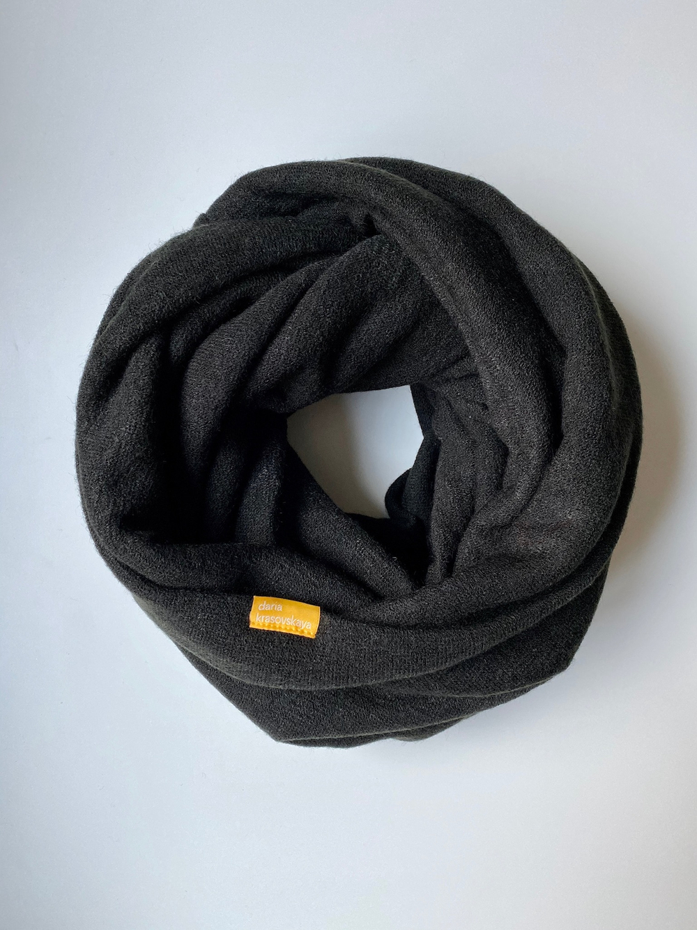 Комплект из турецкой шерсти: шапка + снуд + варежки (цвет - черный)