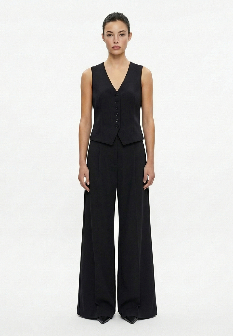 Жилет из костюмной ткани