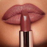 Помада Charlotte Tilbury Matte Revolution Pillow Talk Medium