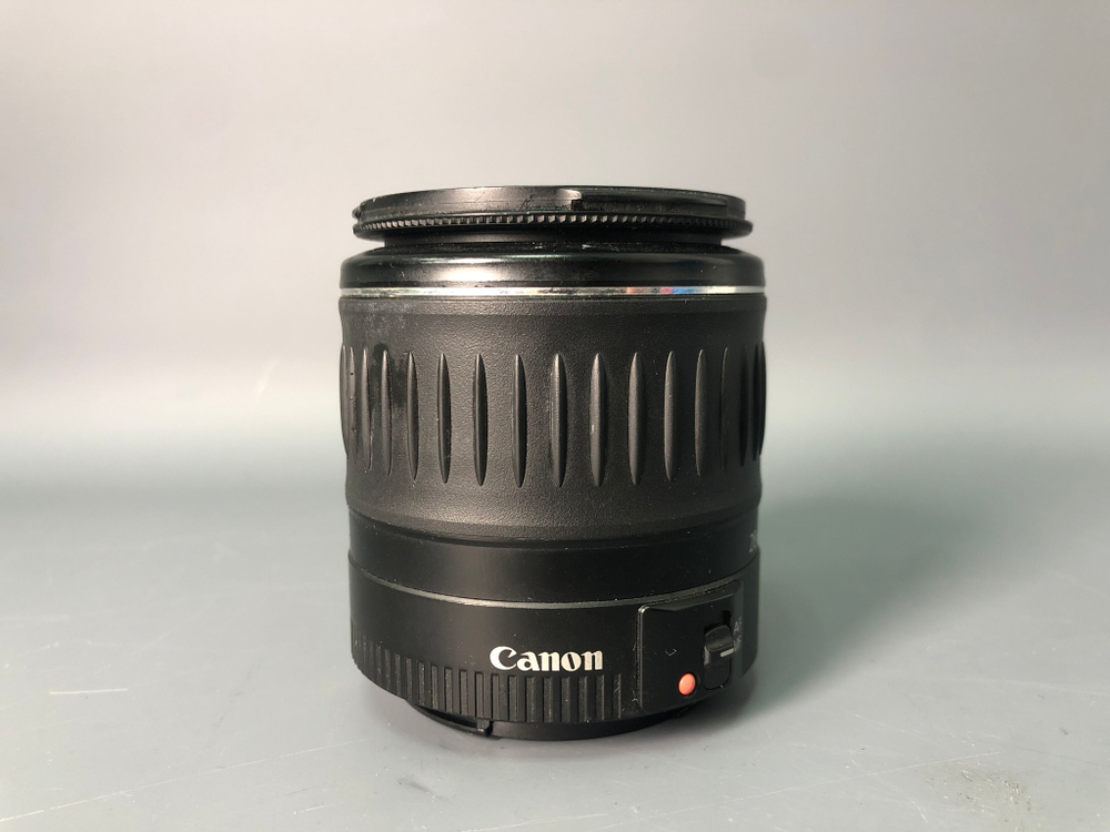 Canon EOS 3000V kit EF 28-90mm 4-5.6 II