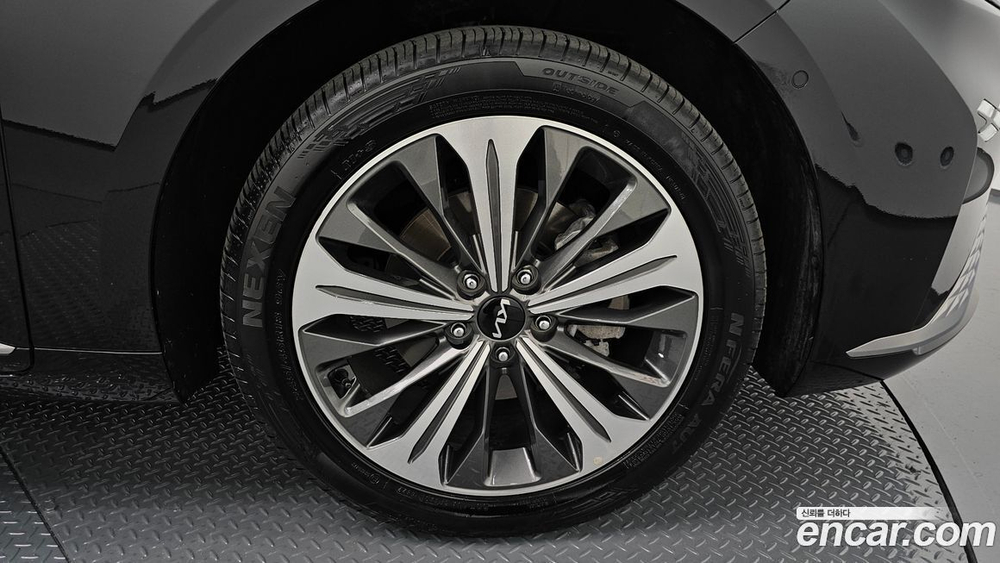 Kia K8 Hybrid Noblesse (01.2023)