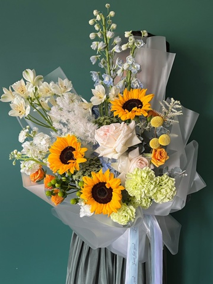 Букет «Весна встречает лето»