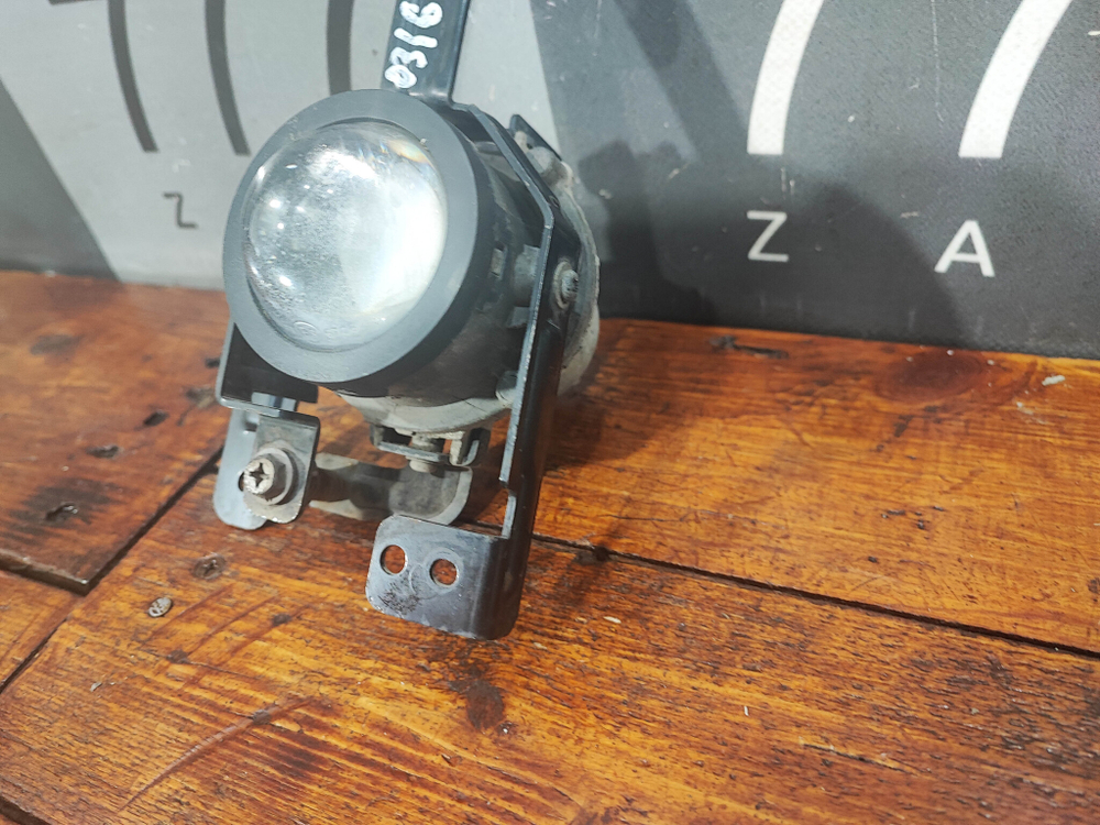 Фара ПТФ передняя правая Kia Rio 4 X-Line 17-20 Б/У Оригинал 92202H0200