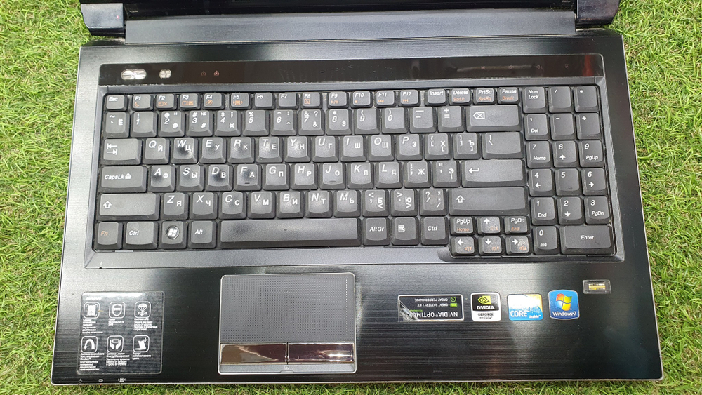 Ноутбук Lenovo i3/3Gb/310M 1Gb/IdeaPad V560A1 [59055334]/Windows 7