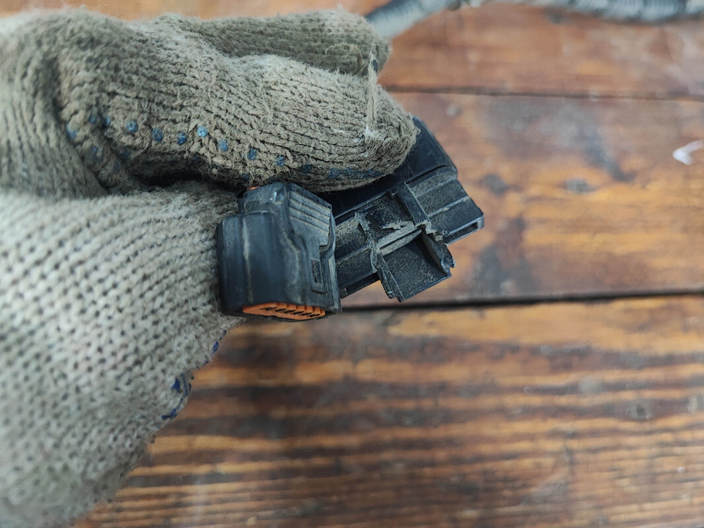 Проводка заднего бампера Kia Sportage 4 (QL) 16-22 Б/У Оригинал 91880F1080