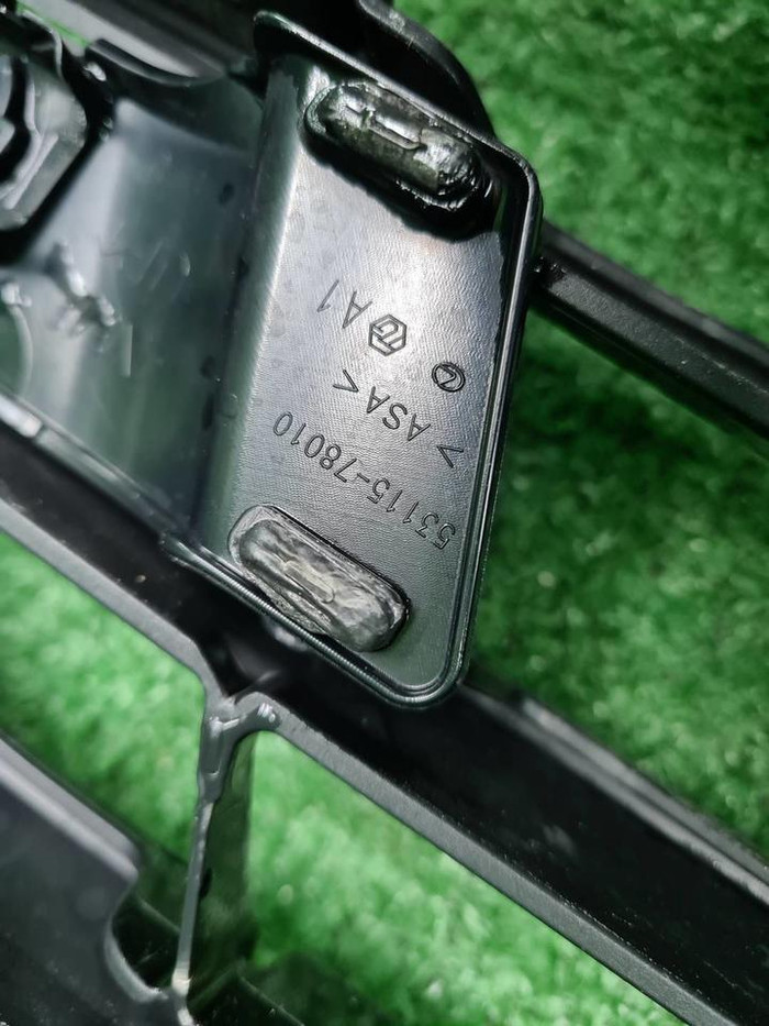 Решетка радиатора Lexus NX 1 (2017-2021)