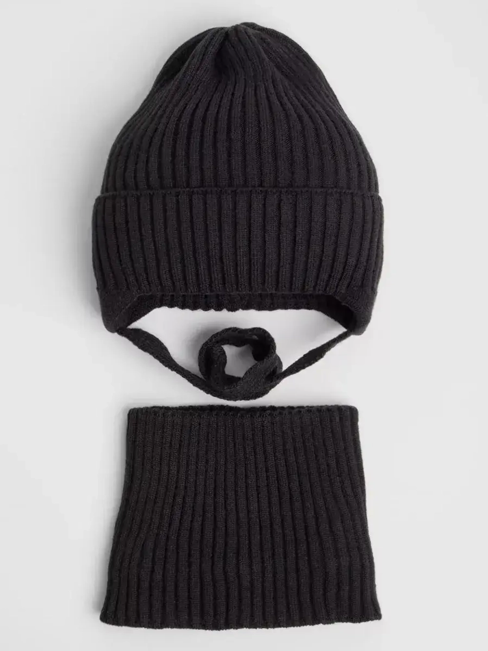 Шапка для девочки осенняя со снудом