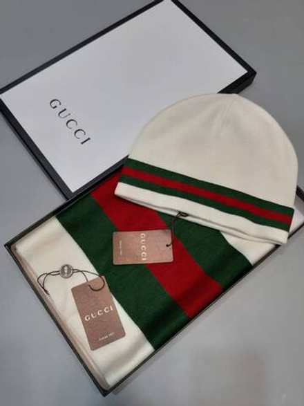 Комплект шапка и шарф Gucci