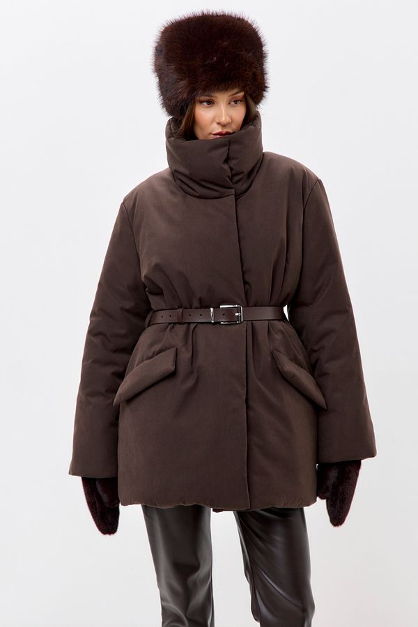 Куртка зимняя на поясе Фрости шоколадного цвета