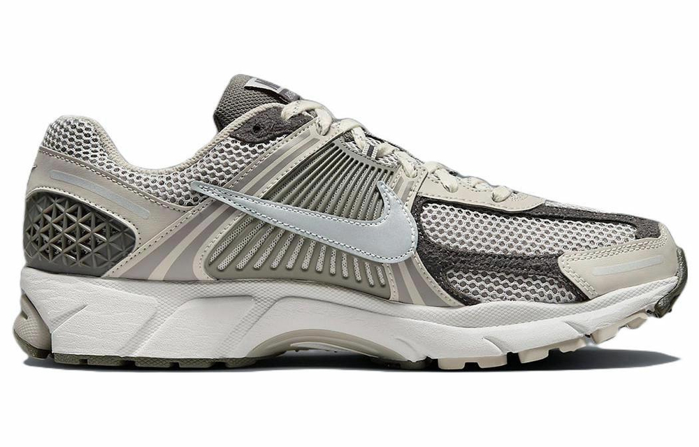 Кроссовки Nike Air Zoom Vomero 5 "Bone Beige"