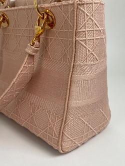 Сумка Christian Dior Lady D-Lite