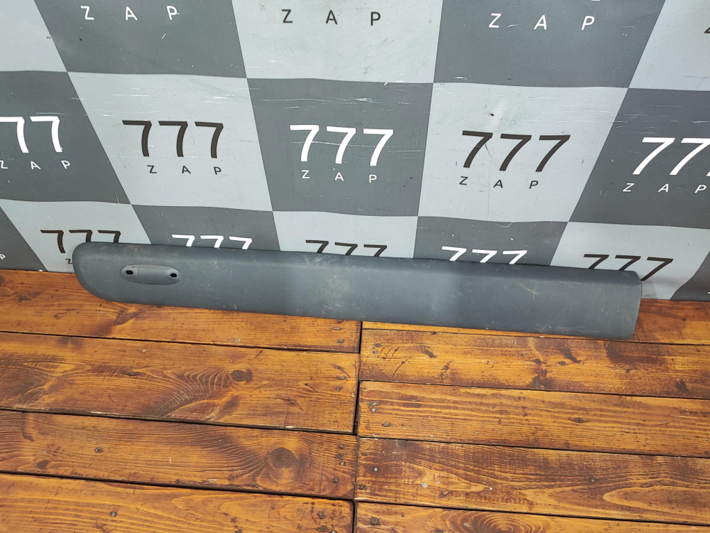 Накладка двери передней левой Renault Kangoo 1 97-09 Б/У Оригинал 808217416R