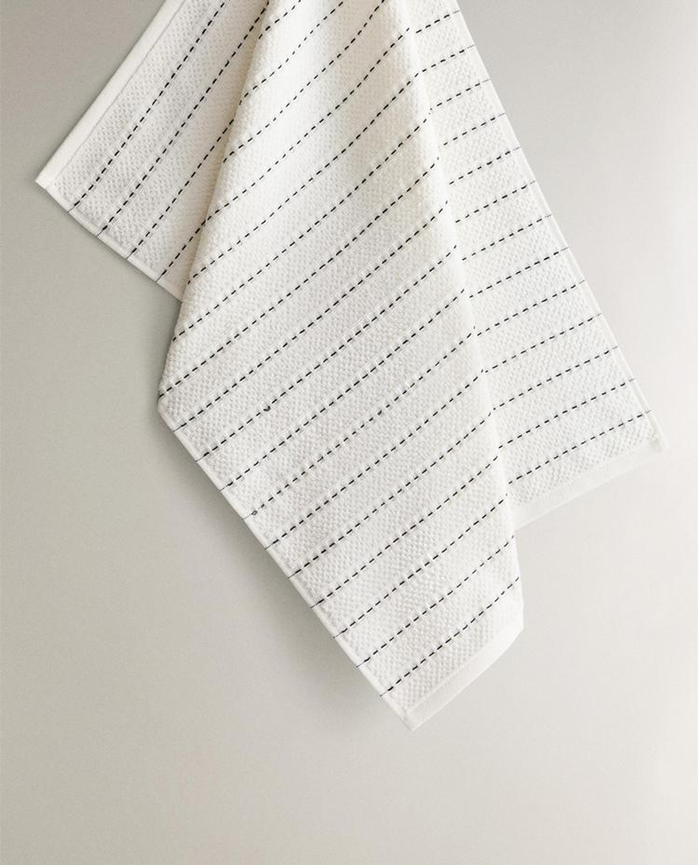 ZARA HOME МАХРОВОЕ КУХОННОЕ ПОЛОТЕНЦЕ, БЕЛЫЙ