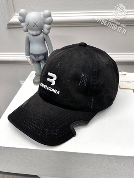 Бейсболка Balenciaga
