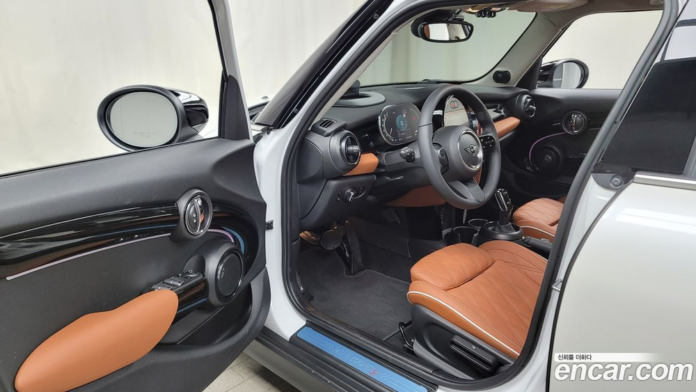 Mini Cooper S 5 даерей Classic Lunchpack (02.2023)
