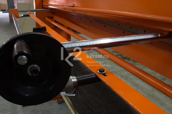 Ручная гильотина STALEX Q01-0.8x2500