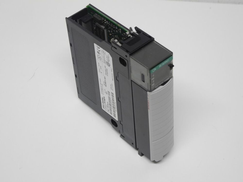 Allen Bradley 1756-0B16E/A DC Output Module 16PT 24VDC