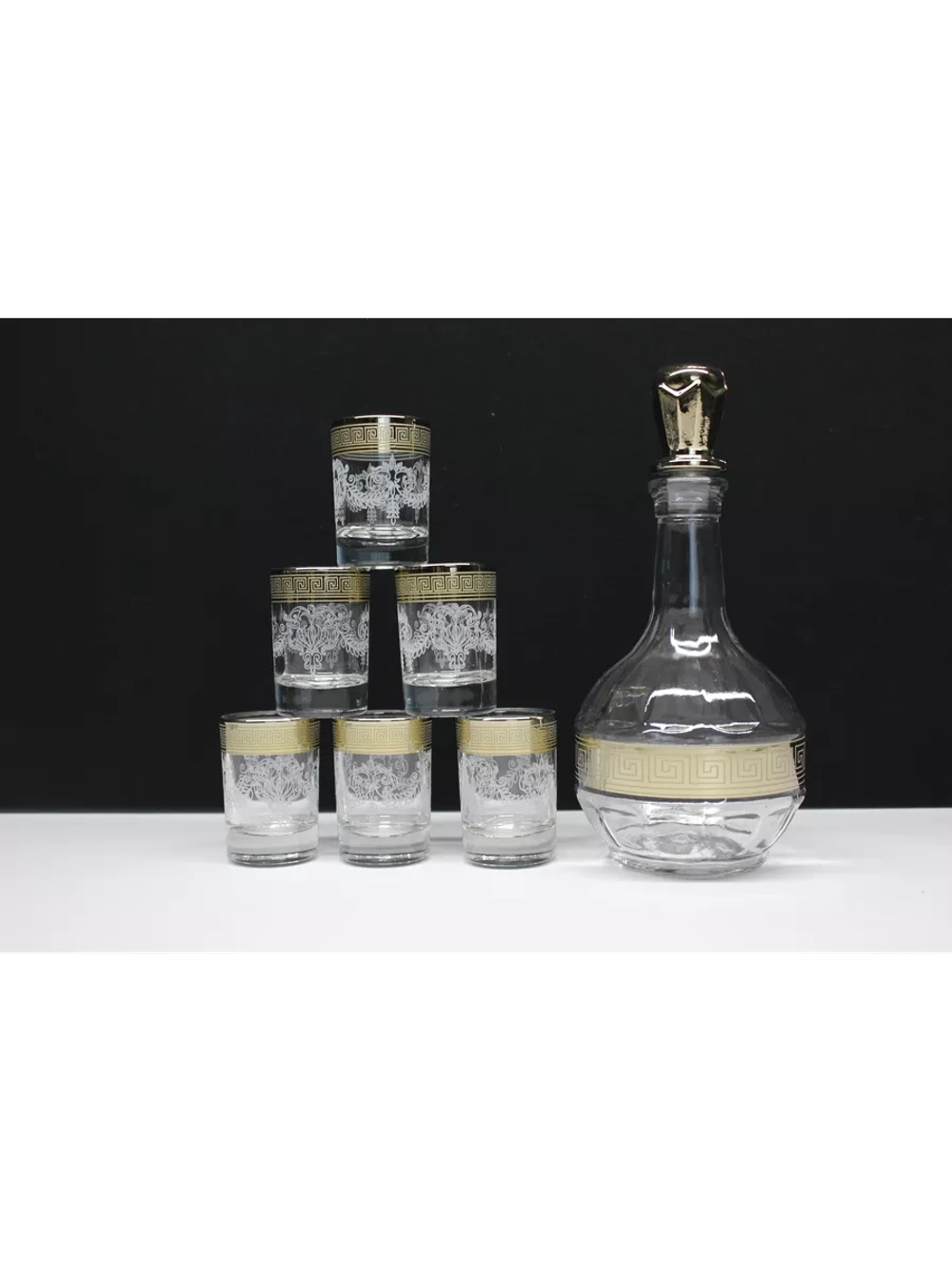 Набор графин и 6 стопок