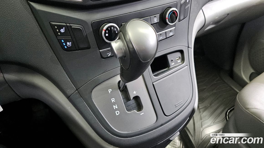 Hyundai The New Grand Starex Van 5인승 (02.2020)