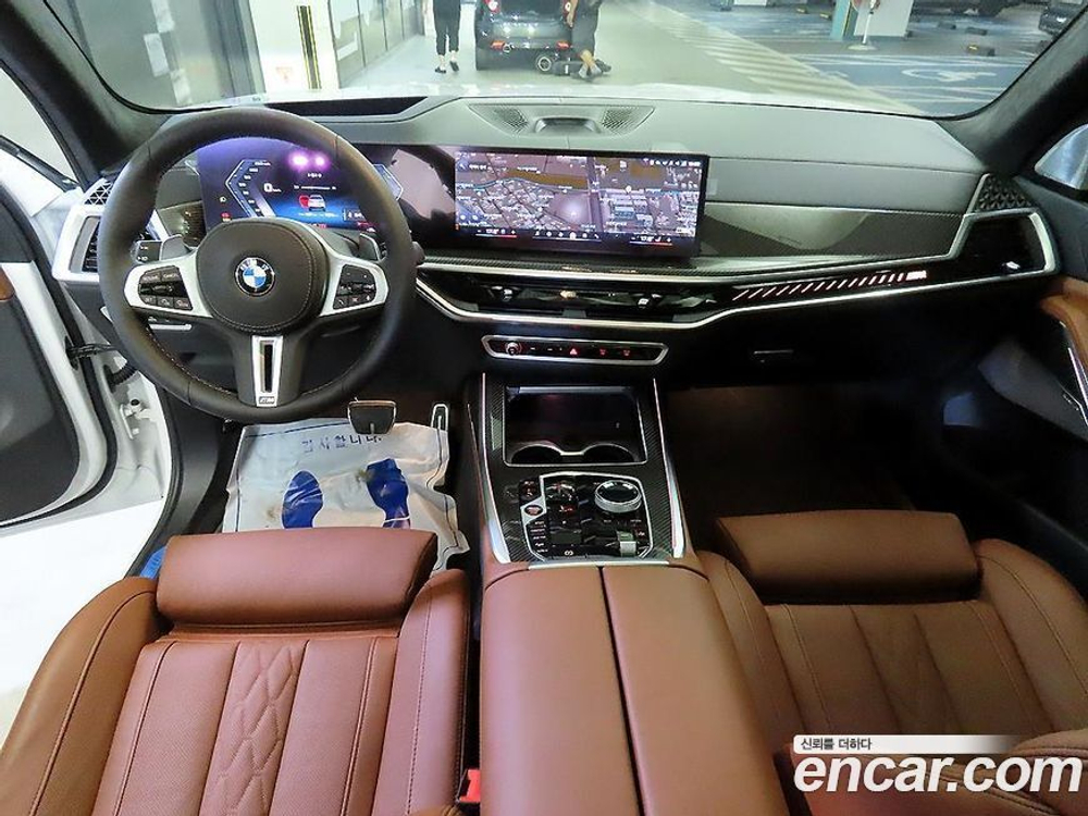 BMW X7 (G07) M60i xDrive M Sports 6-и местный (01.2024)