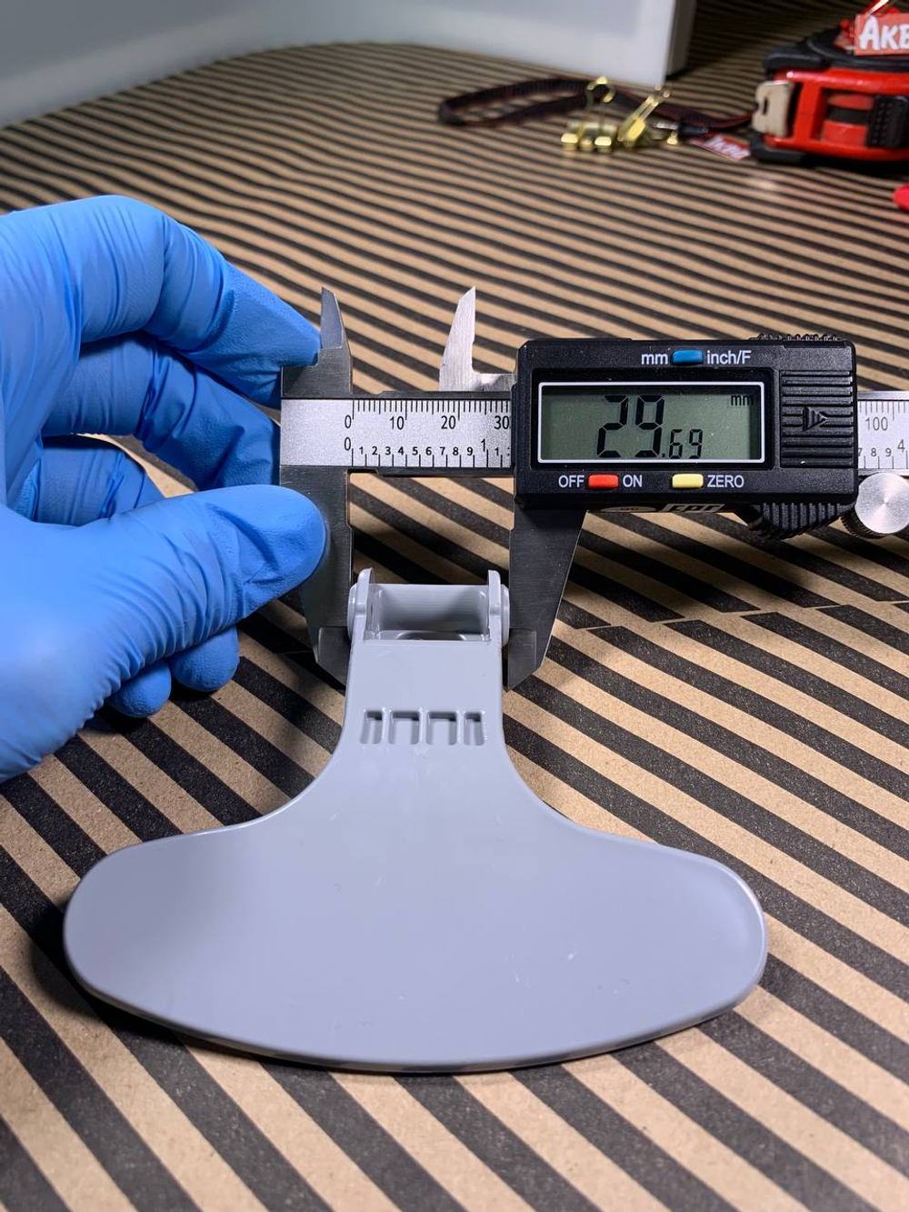 Ручка люка Beko 2821580200