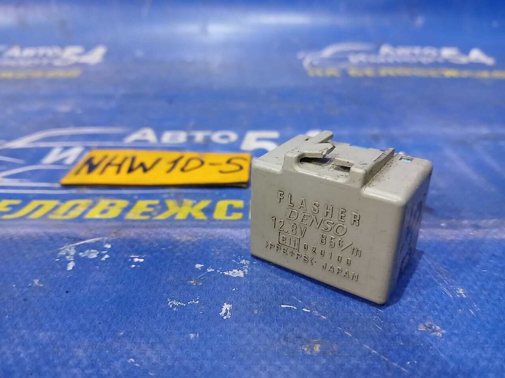 Реле поворотов TOYOTA PRIUS 1998
