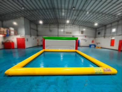 Водный надувной аттракцион «Футбольное, волейбольное поле» 10*5*2 м