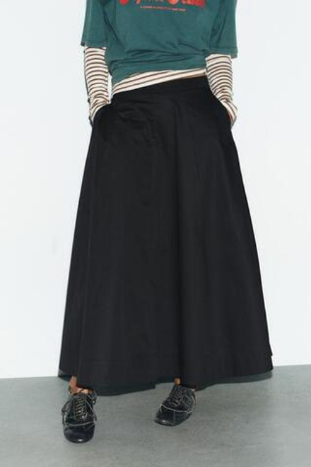 ZARA ЮБКА МИДИ В СКЛАДКУ, ЧЕРНЫЙ