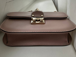 Сумка Valentino Garavani Handbag Glam Lock Leather