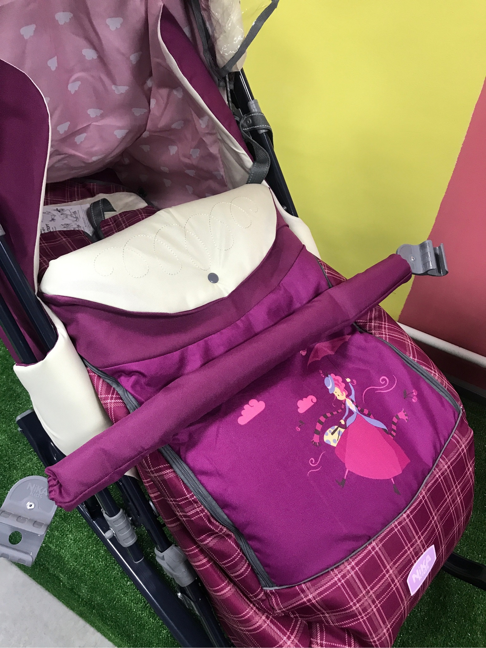 Санки-коляска «Ника детям 7-4» вишнёвый в клетку (арт. НД7-4/3)