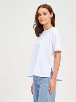 Футболка oversize с разрезами по бокам