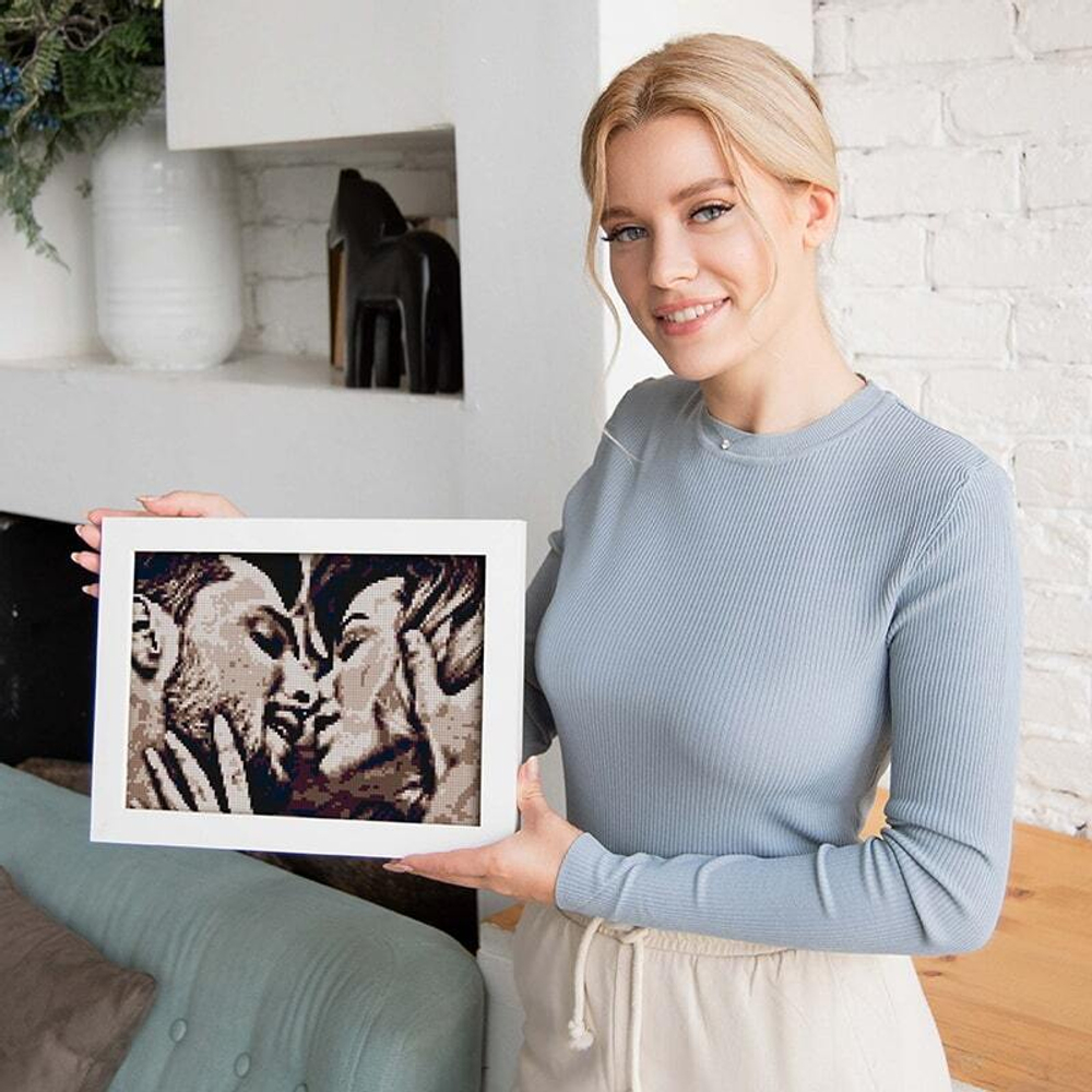 Алмазная фотомозаика QBRIX Vintage - Пксель-арт, собери свою цветную картину по фото из кристаллов и страз