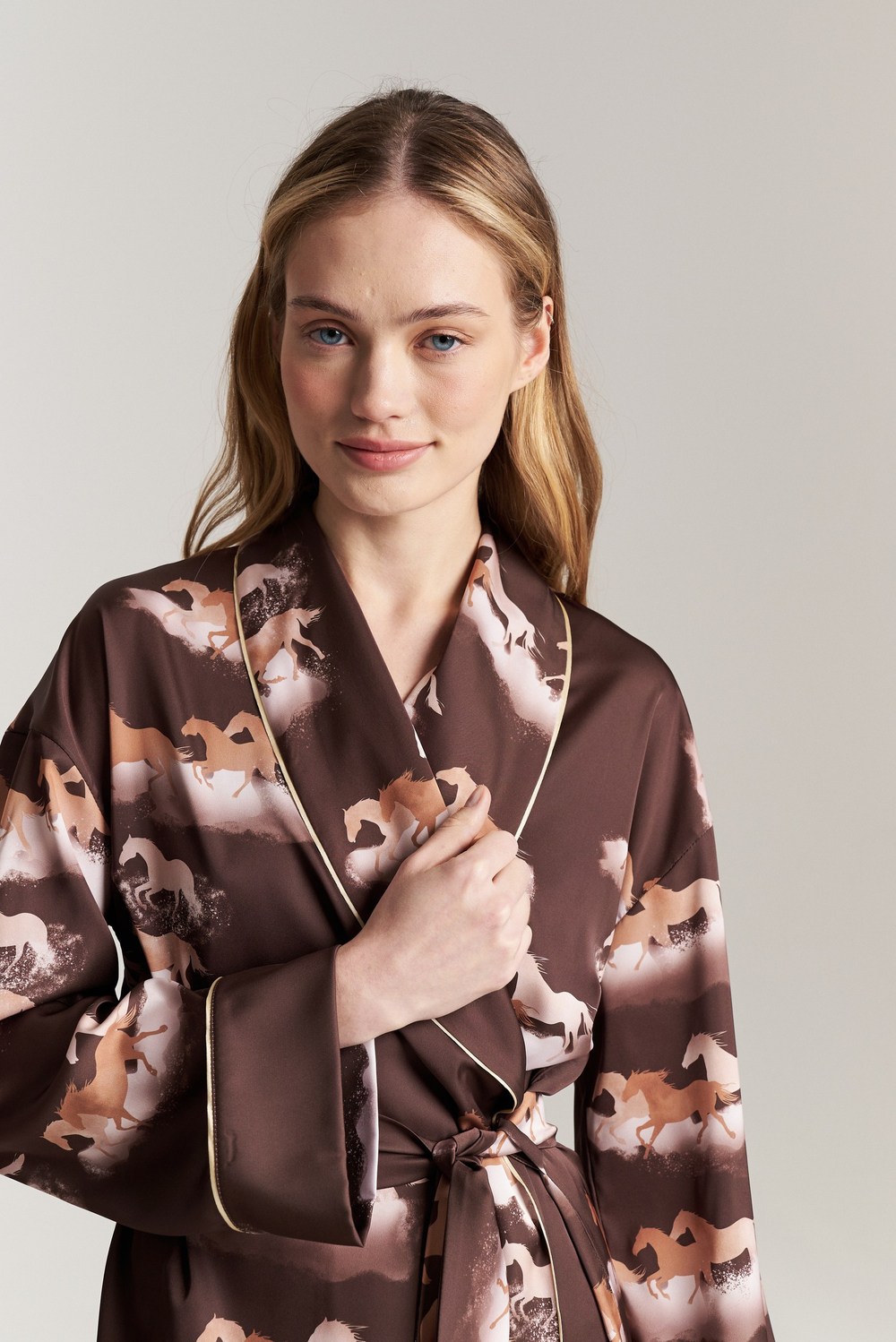 Блуза-кимоно с шалькой - бегущие лошади