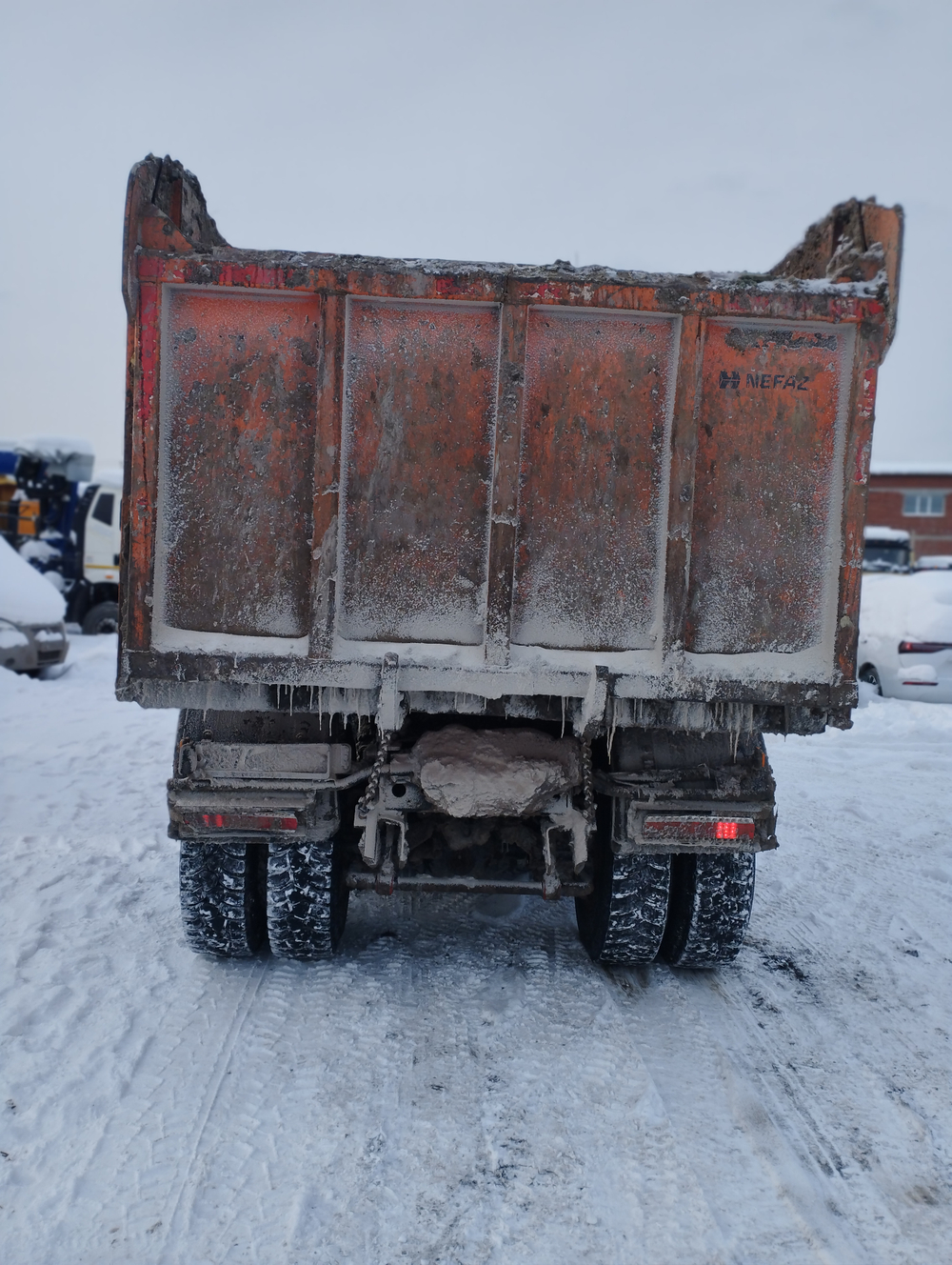 КамАЗ 6520 6x4 Самосвал 6520-43 (Дизельный, 11,8 л, 400 л.с., МТ)