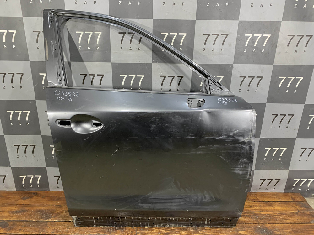 Дверь передняя правая Mazda CX-5 2 (KF) 17-нв Б/У Оригинал KB7W58010