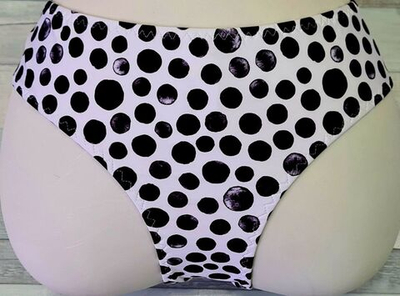 Плавки-бразилиана в горошек (Размер: L) (Цвет: черный с белым)