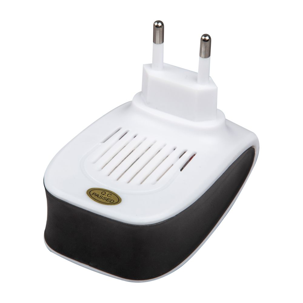 UDR-E11 WHITE Ультразвуковой отпугиватель насекомых и грызунов. 220В. Площадь до 80м2. Белый. TM Uniel