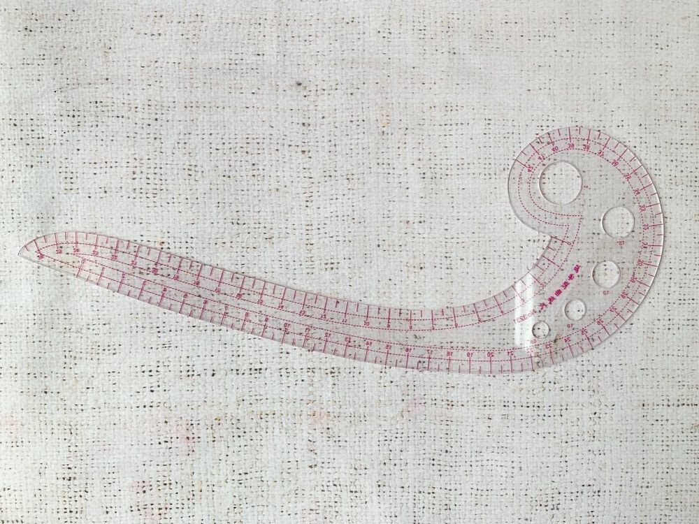 Лекало портновское, р. 30,5х12 см