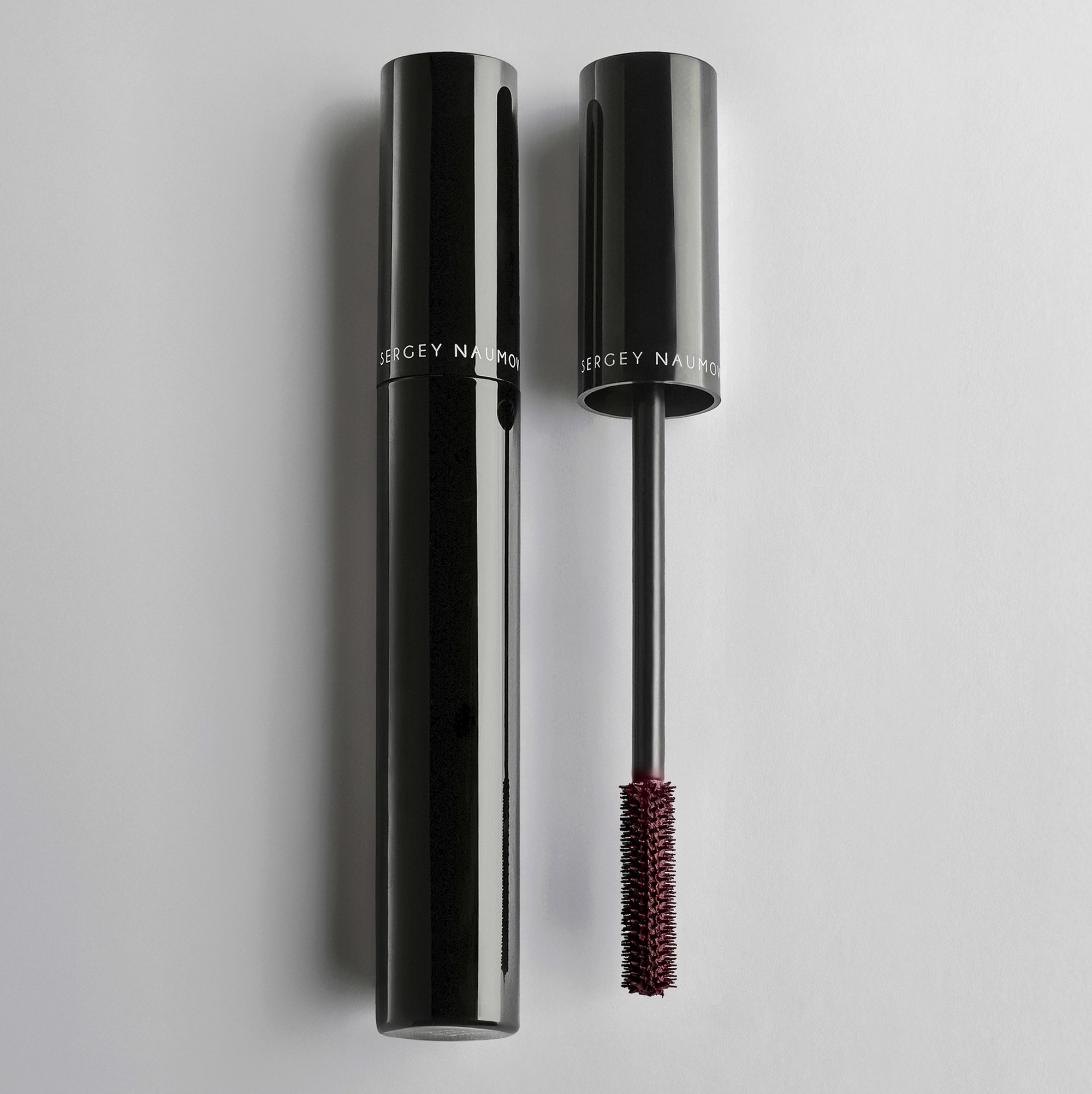 Тушь с эффектом накладных ресниц SUPREMATIC SYNDICATE 12 г