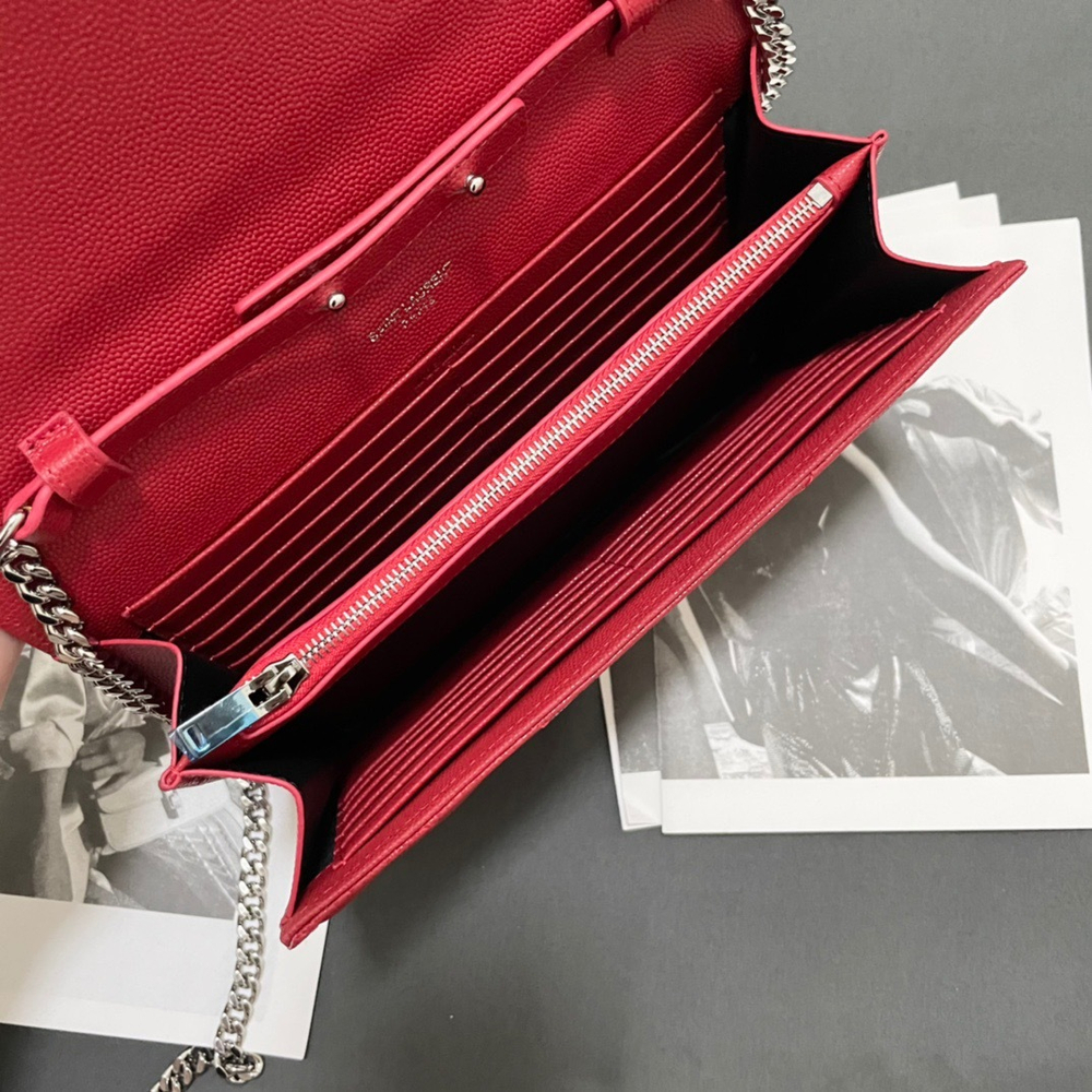 Saint Laurent WOC 22 cm