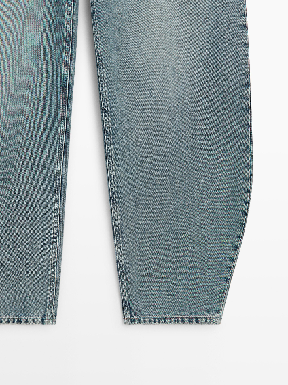 Massimo Dutti Джинсы с высокой талией и облегающим кроем, светло-голубой