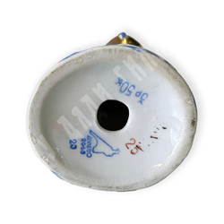 Фарфоровая статуэтка  Барышня с самоваром. СССР, Дулево, Скульптор М. Шепелева 1960