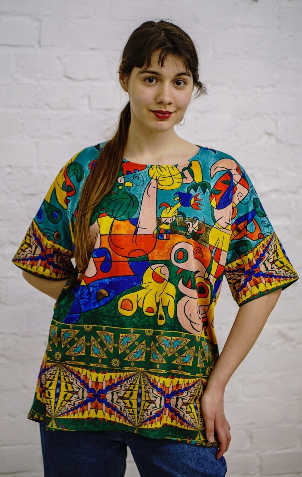 Футболка "Миро", по мотивам картины "Банкет" Жоана Миро