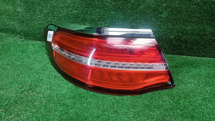 Фонарь левый внешний Mercedes GLE C292 (2015-2019)