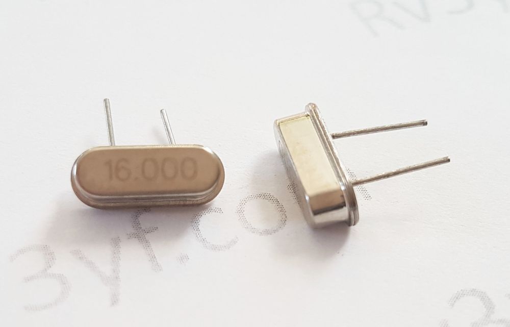 Кварц 16 МГц  лодочка (HC49S)