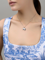 Колье с буквой М