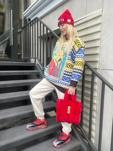 Свитер Pop up