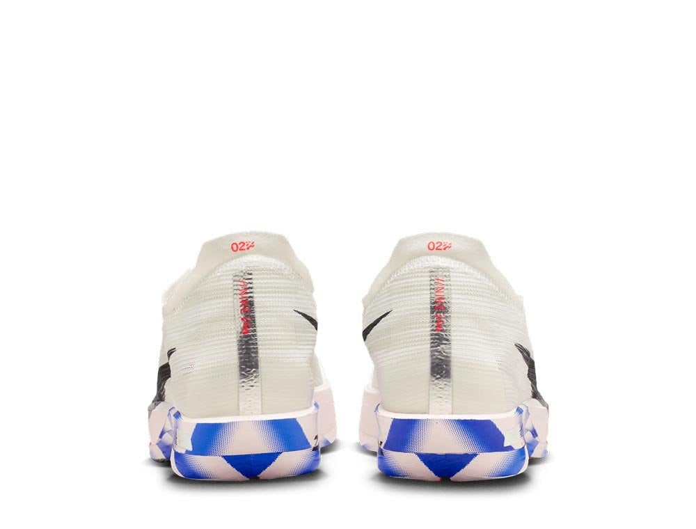 Мужские беговые кроссовки Nike ZoomX Streakfly 2 M черно-белые
