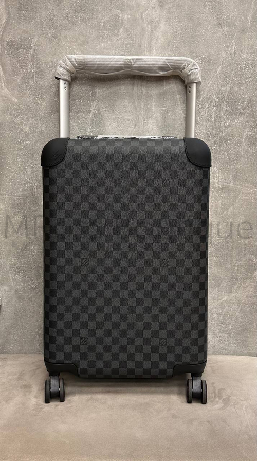 Чемодан Louis Vuitton Horizon 55 Graphite