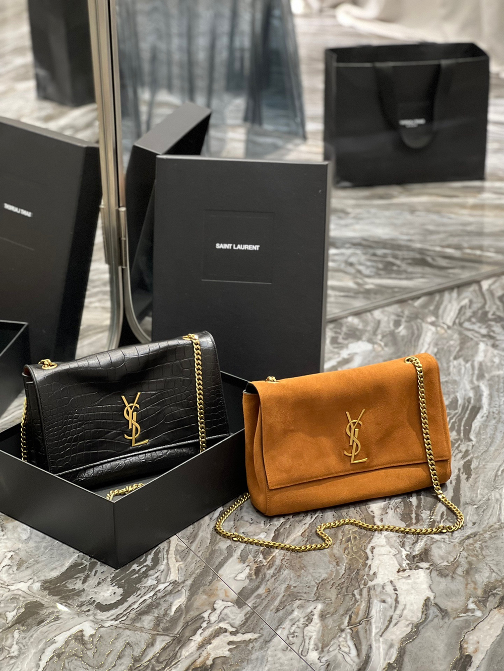 Saint Laurent Kate Medium Reversible Chain Bag 28 cm